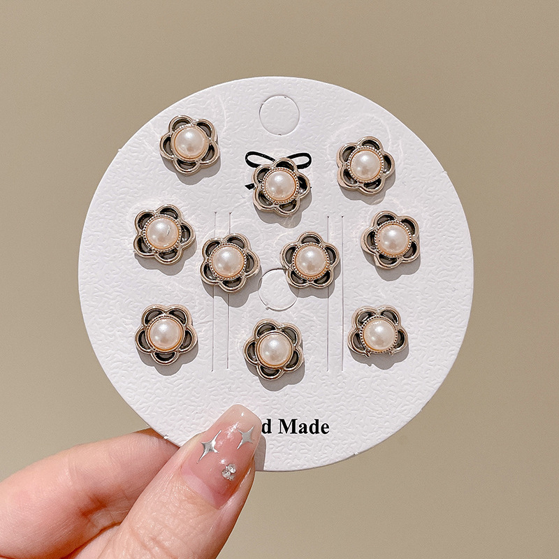 Anti-diversión de luz artefacto pectoral collar sin costura broche botón camisa de mujer ropa fija botón de pin botón