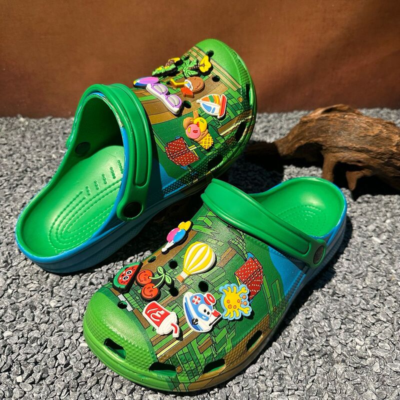 Cross-Border Classic New Model Minecraft Collaboration Versatile Clogs Beach Shoes Cartoon Style Fashion Accessories Cross-Border Classic New Model Minecraft Collaboration Versatile Clogs Beach Shoes Cartoon Style Fashion Accessories