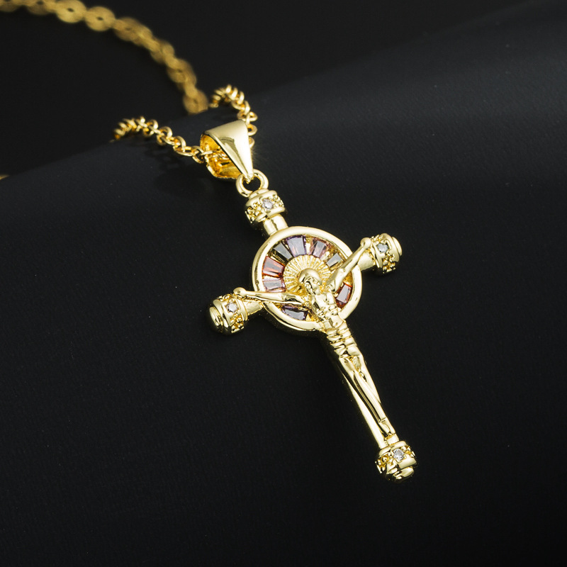 Fashion Cross Jesus Religious Gold-plated Copper Pendant Inlaid Zircon Necklace display picture 2