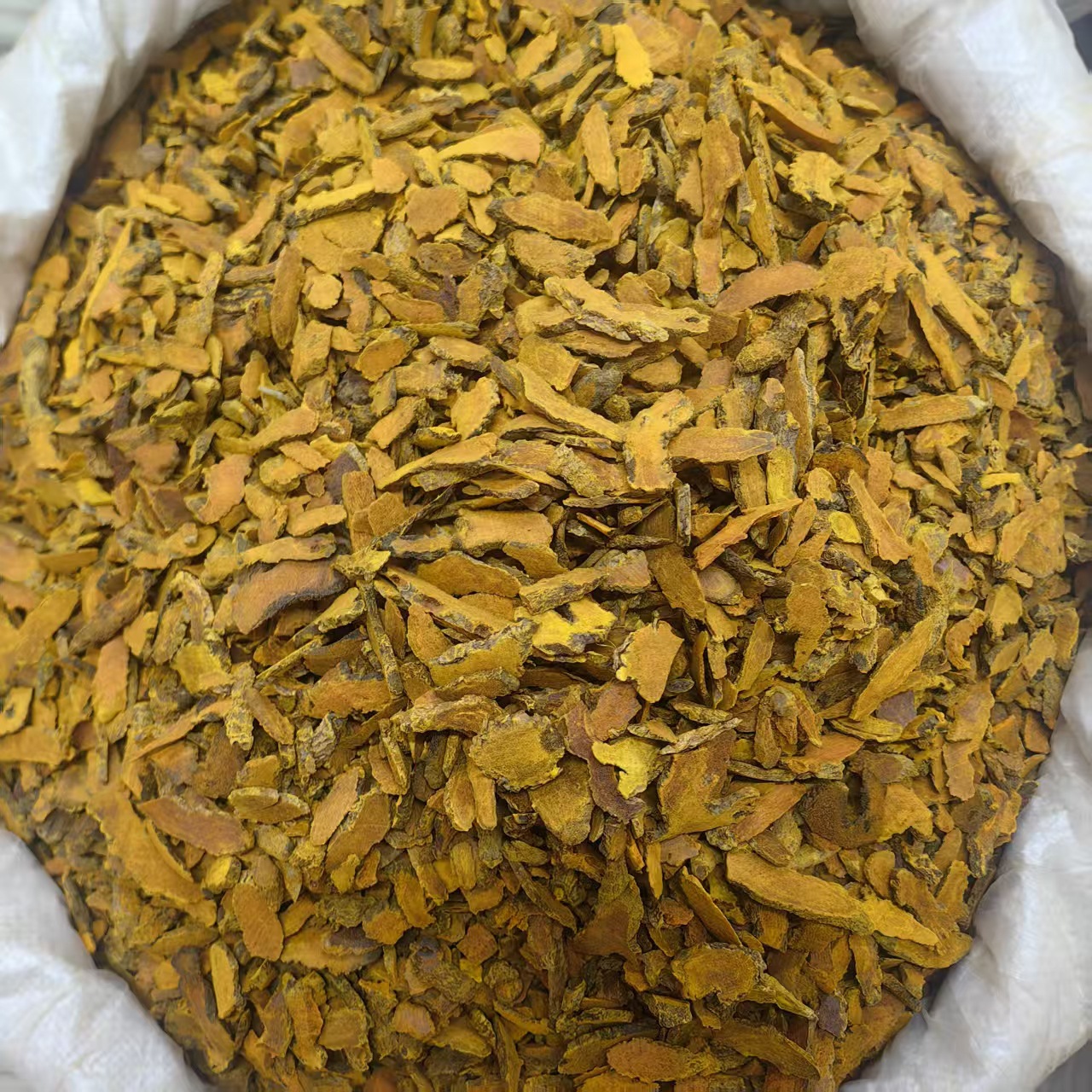Dried Turmeric Root Slices Jiang Huang 500g Sulfur-Free Sichuan Herb for Decoction and Culinary Use specifications