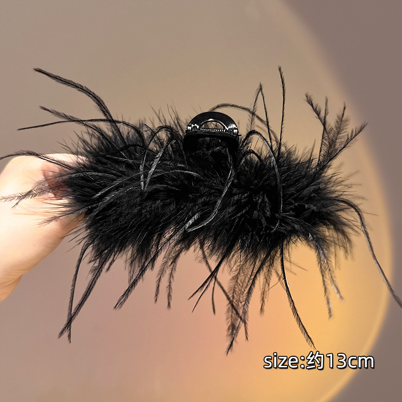 Clip de plumas grande de alta calidad horquilla de piel de avestruz hembra arco clip de tiburón negro japonés y coreano clip tocado image 7