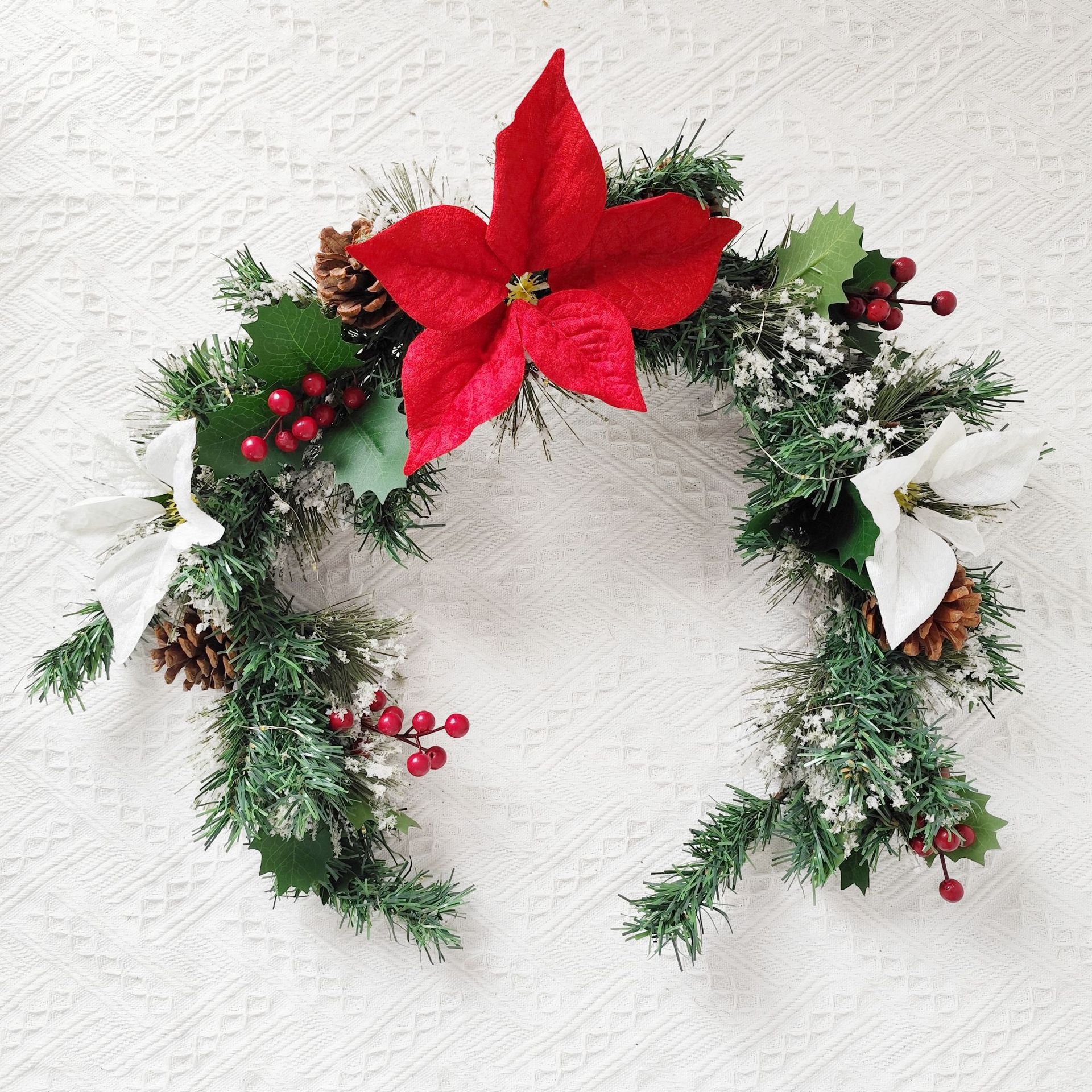 Navidad Pine Vine Wall Collar Puerta de Navidad Decoración de ventanas de árbol de Navidad Decoración de ventanas Amazon Cross-Border Guirland