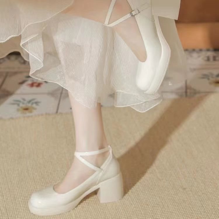 French-Style Mary Jane High Heels 2025 Chunky Heel Hepburn Style Cross-Strap Retro Soft Sole Versatile High Heels French-Style Mary Jane High Heels 2025 Chunky Heel Hepburn Style Cross-Strap Retro Soft Sole Versatile High Heels