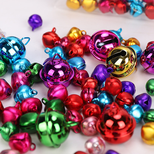 Manufacturer of large and small bells diy handmade Christmas decoration bells pet pendants jewelry material package accessories