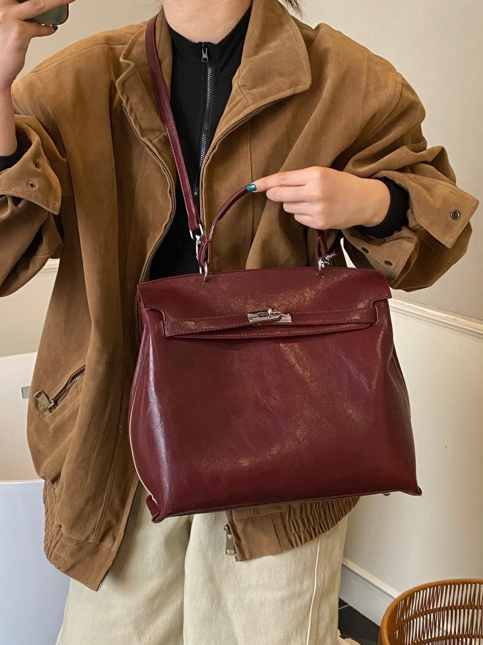 Bolsa de damas transfronteriza retro bolso de platino bolso de mano versátil bolso de Kelly 2025 nuevo hombro mochila bolsa
