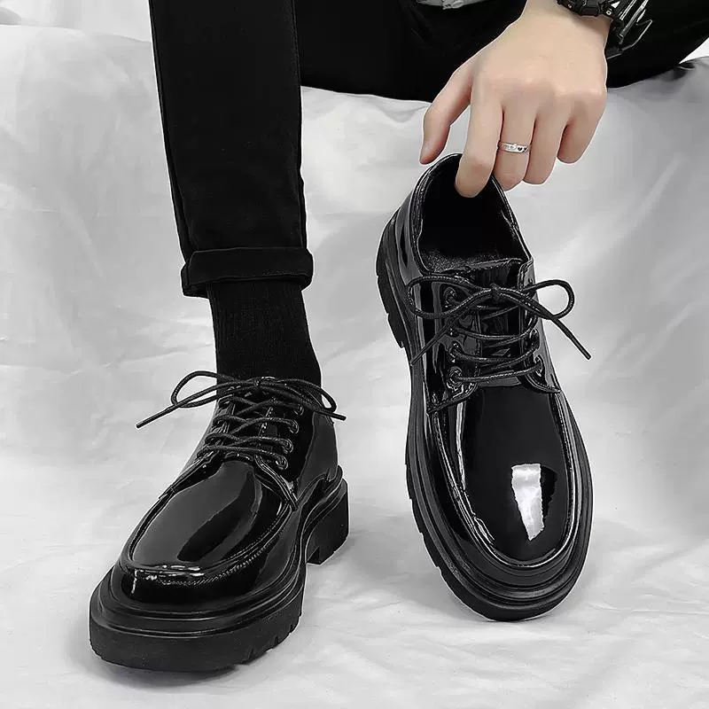 Мужская обувь Яркие кожаные туфли Мужские повседневные туфли Молодые мужские костюмы кожаные туфли Черные круглые кожаные туфли