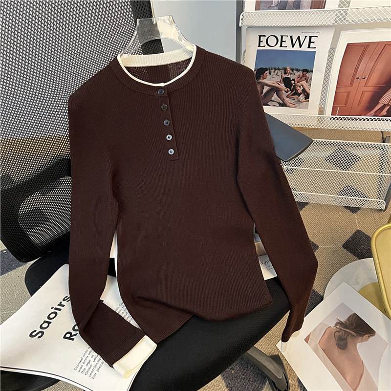 Woolen knitted sweater