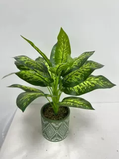 优惠定制仿真绿植仿真花龟背树橡树铁树旅人蕉琴叶榕凤尾竹凤尾葵