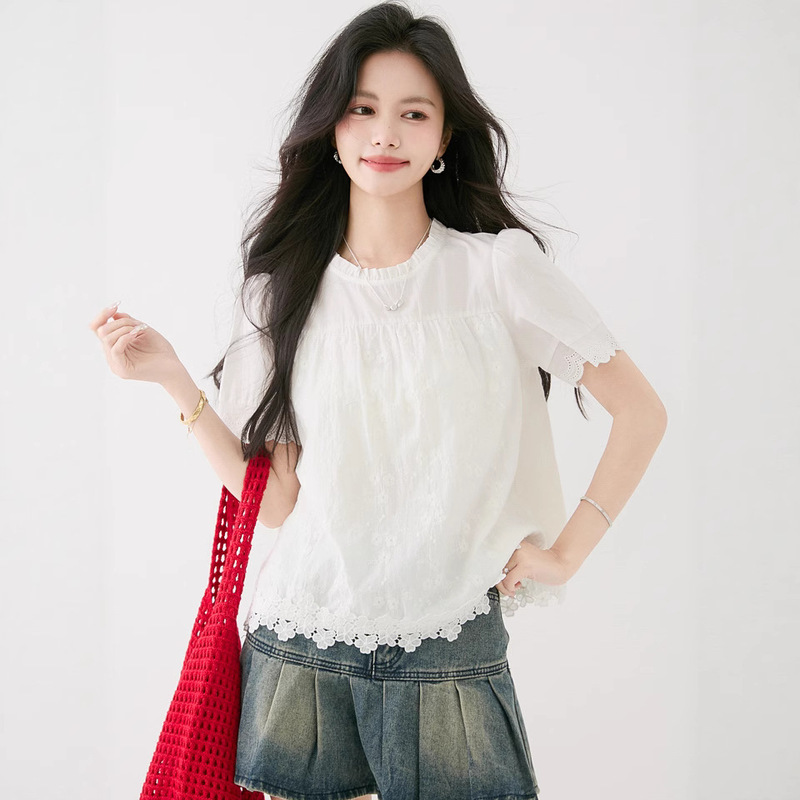 French Style Lace Bubble Short Sleeve Shirt Women's Summer 2025 New Loose Unique Beautiful Doll Shirt Beautiful Top French Style Lace Bubble Short Sleeve Shirt Women's Summer 2025 New Loose Unique Beautiful Doll Shirt Beautiful Top
