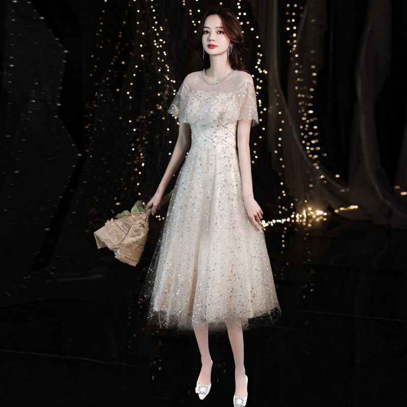 Champagne vestido de noche de hadas de la alta sociedad elegante otoño cumpleaños vestido de dama de honor 2024 Nuevo adelgazar delgado de las mujeres