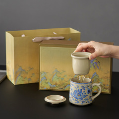 青花汝窯カップ陶磁器蓋付き茶水分離カップ家庭用個人高級カップオフィスマグカップ