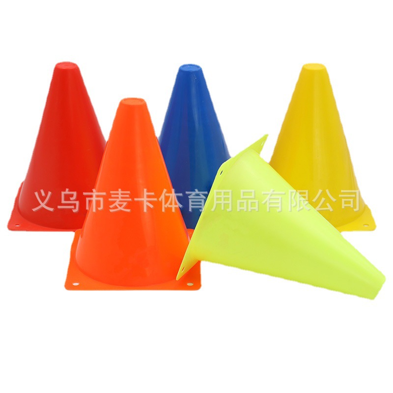 Fábrica al por mayor 18cm logo barril barrera cono carretera pila equipo de entrenamiento de fútbol equipo