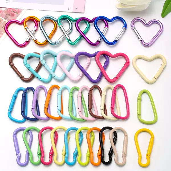 Direct from the manufacturer: Mountaineering buckle, heart-shaped bag pendant, colorful spring DIY accessory, multifunctional bag charm