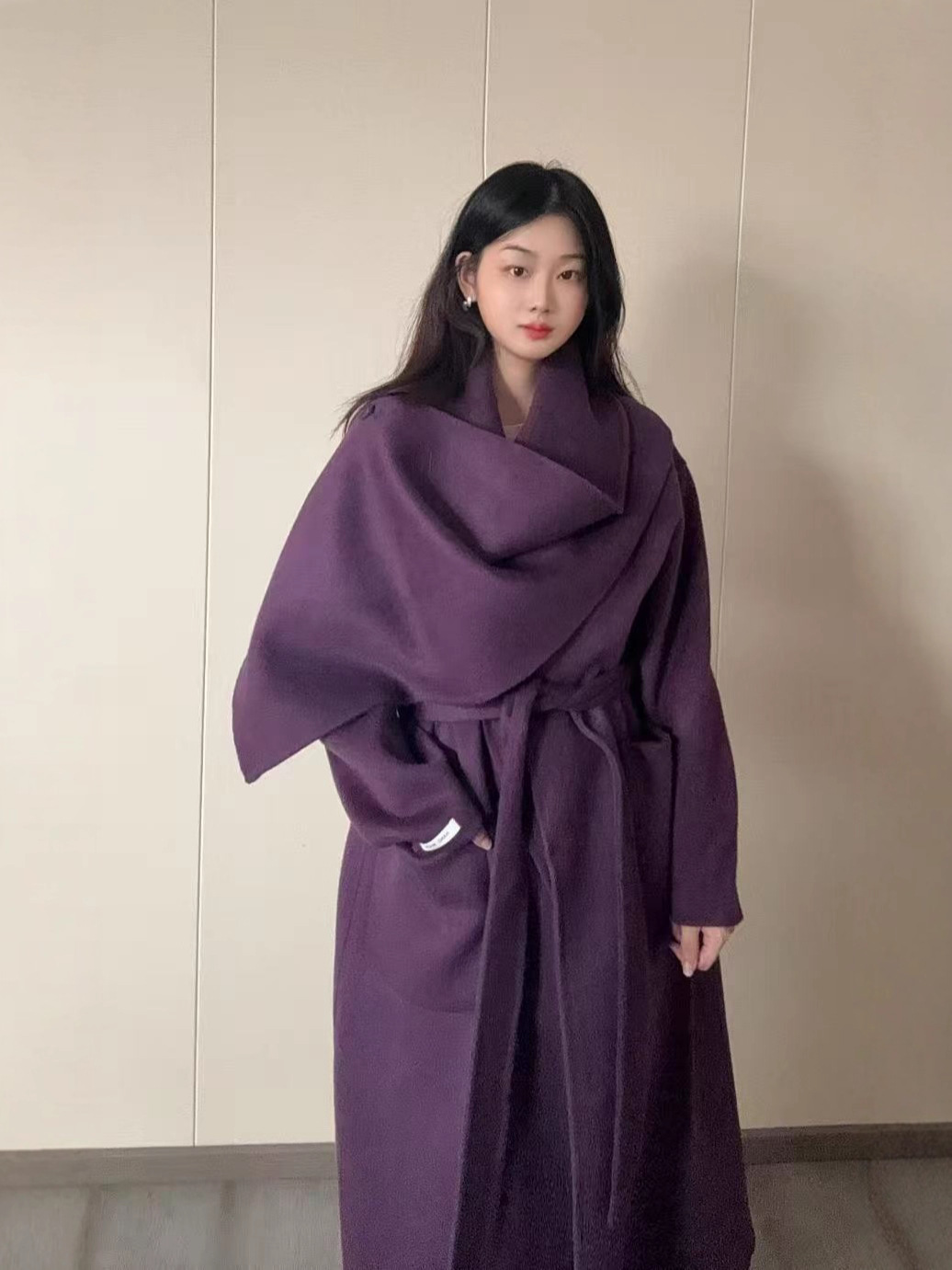 Double-sided woolen demi-season scarf