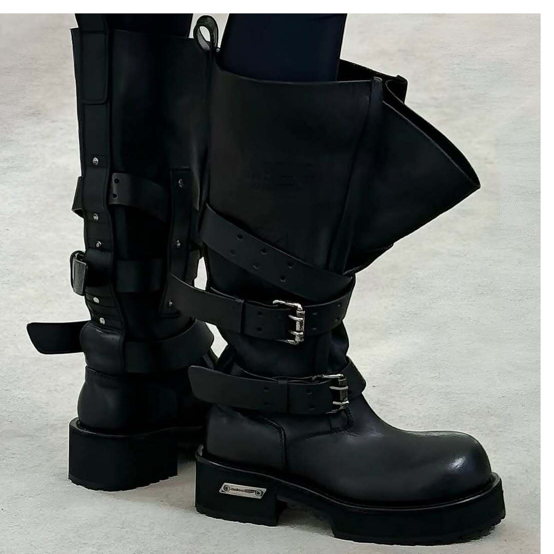 Leather Version Thick-soled Street Style Women's 2025 Autumn And Winter New Large Toe Martin Mid-calf Multifunctional Riding Boots_voghion.com