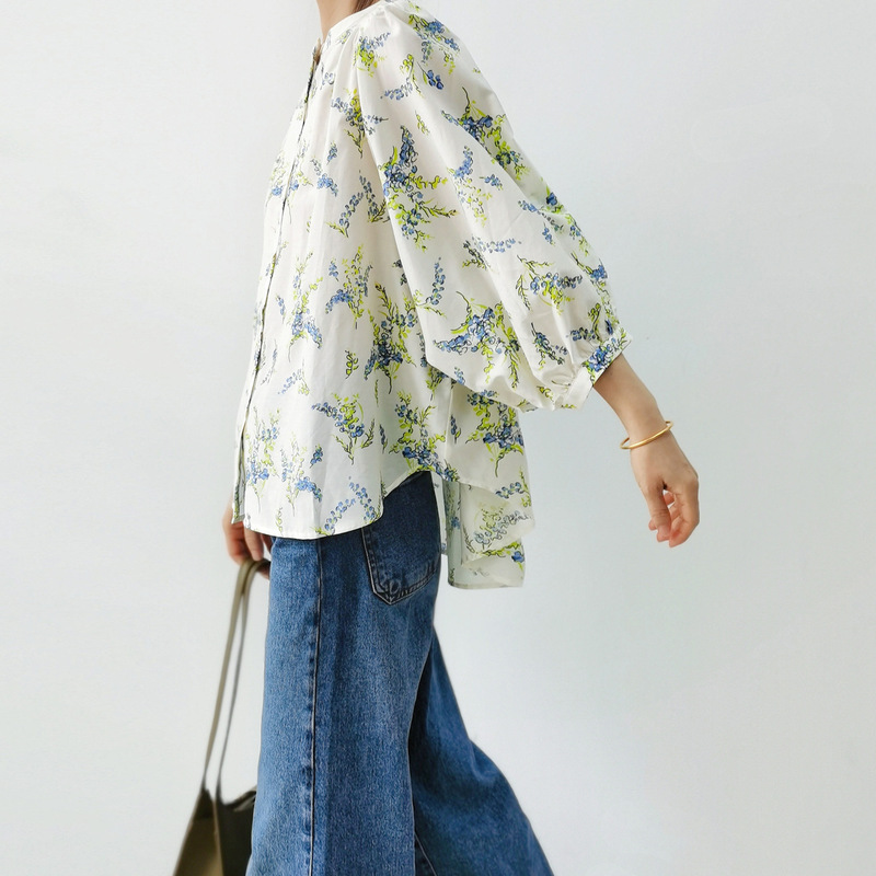 New special offer summer French lily of the valley print silk-cotton shirt for women, age-reducing, three-quarter lantern sleeves, loose babydoll blouse New special offer summer French lily of the valley print silk-cotton shirt for women, age-reducing, three-quarter lantern sleeves, loose babydoll blouse