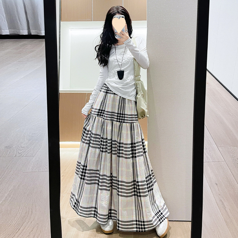 Madras Plaid Wide Hem Long Skirt for Women, Summer High-Waisted Large Skirt, A-Line, Body-Covering, Artistic Retro Half-Length