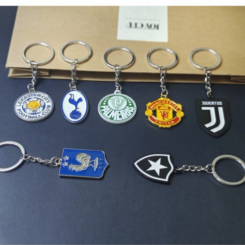 Zinc Alloy Jewelry Football Club Commemorative Badge Pendant Chelsea Barcelona Fan Gift Keychain Pendant