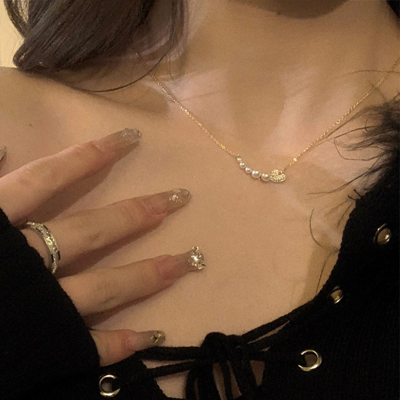 Shijia パールネックレスレディースニッチライトラグジュアリーデザインハイエンドファッション気質鎖骨チェーンネックレスセーターチェーンビーズチェーン|undefined