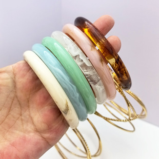 Cross-border hot retro niche atmospheric stainless steel 3-piece bracelet acrylic resin women's bracelets 100 match