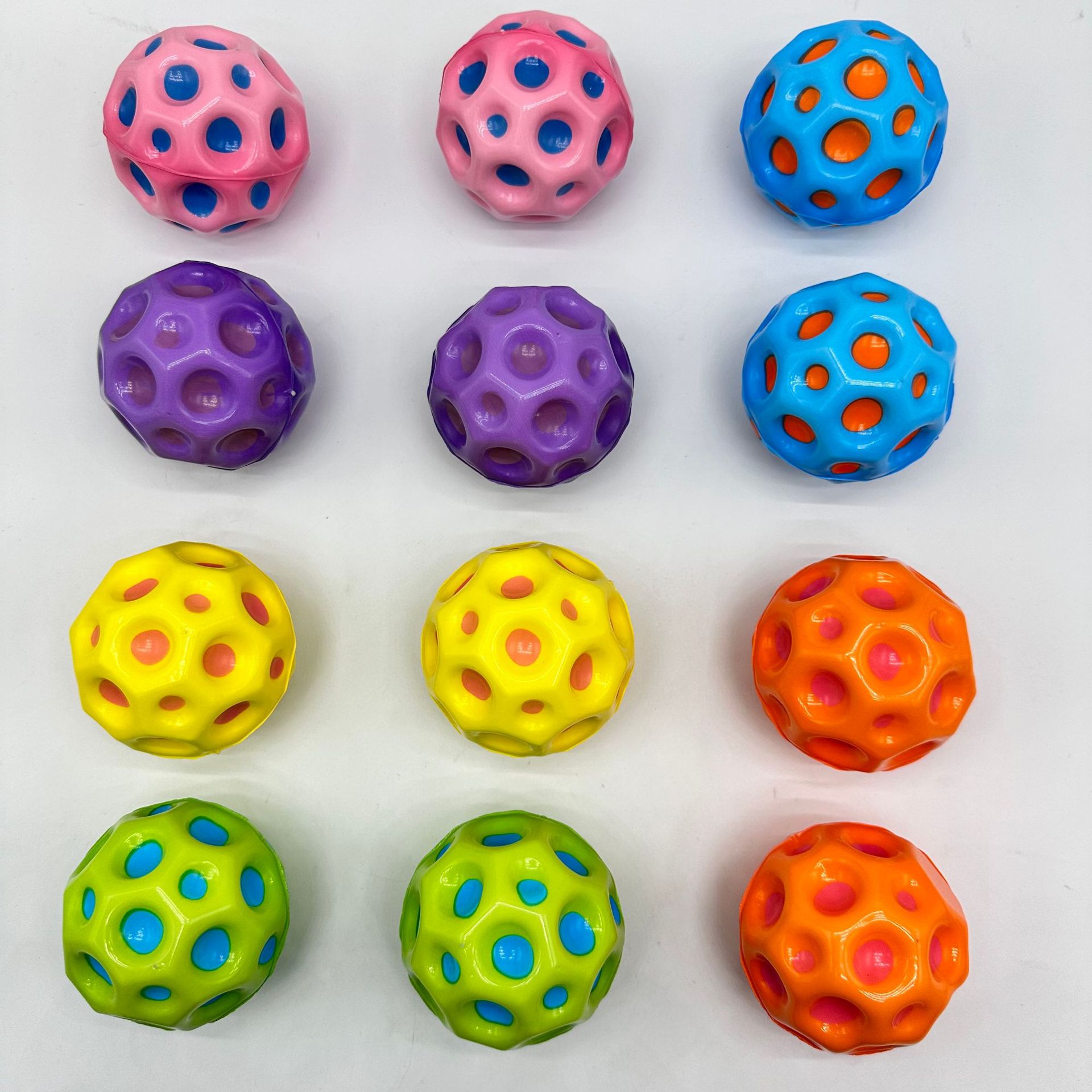 Bolas de alta elasticidad luna de piedra fluorescente de noche cinturón de lámpara cuerda de retroceso muñeca juguetes para niños bolas de acero ejercicio de reacción image 19
