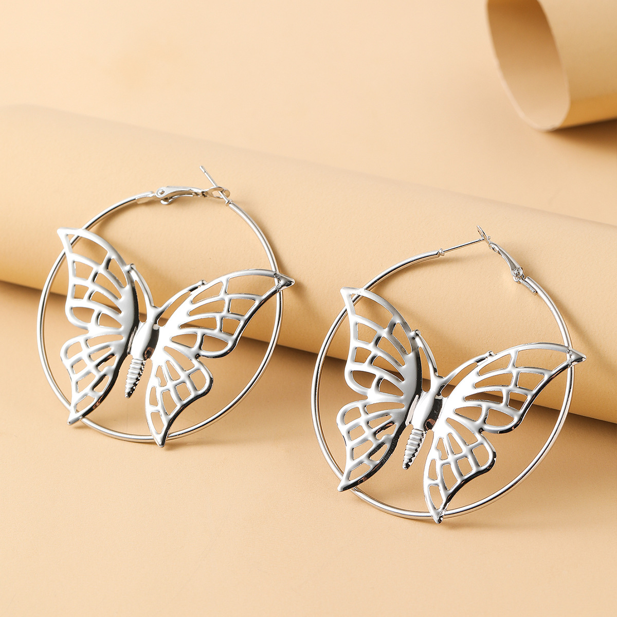 1 Par Exagerado Mariposa Ahuecar Metal Pendientes De Aro display picture 5