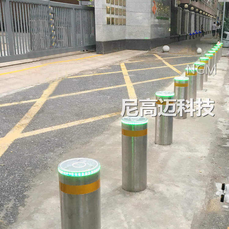 学校门外全自动升降止车地柱电动路桩防撞升降柱监狱液压伸缩护柱