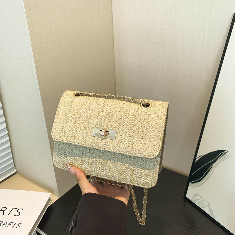 2026 Fashionable Women's Crossbody Bag Korean Style Trendy Woven Women's Bag with Lock Closure Simple Stylish Casual Small Square Bag