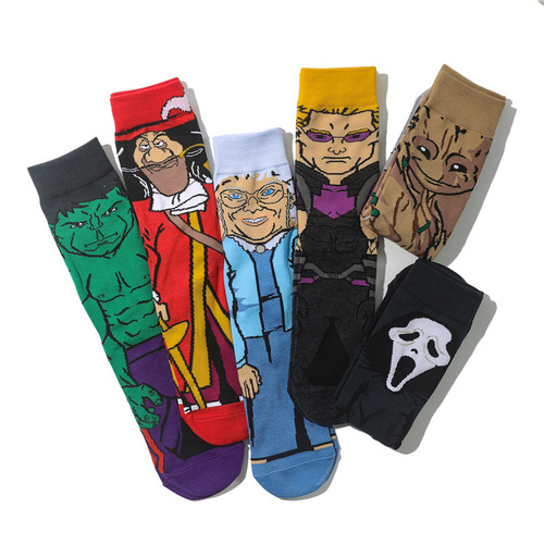 Anime socks factory direct sales long-tube cartoon men's socks green giant women's socks cotton straight cartoon socks European and American character socks