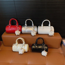 �μ��Ůʿ���^��2026����¿�͹ŕr�����e��ɫŮʽб�������Ů