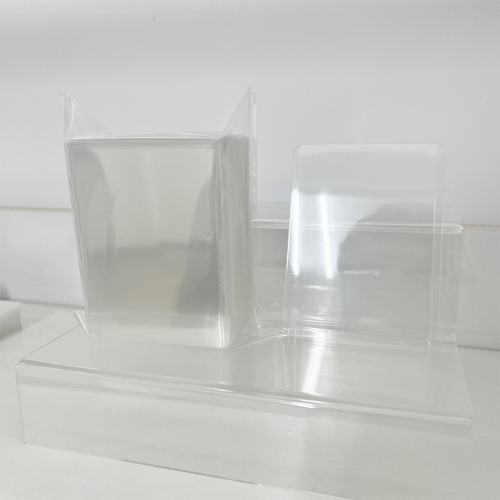 Tarjeta de juego versión vertical blanca (70 × 98mm)