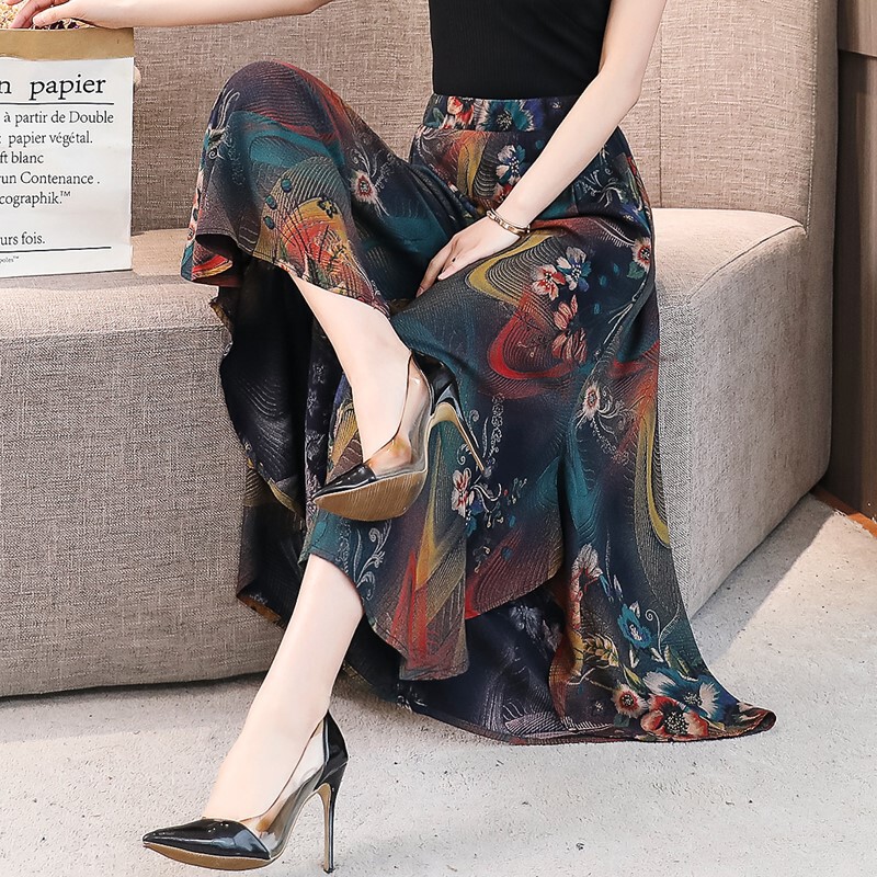 Summer New Arrival Cropped Wide Leg Pants Women's Fashionable Large Size Culottes Elasticated High Waist Cotton Silk Flower Pants Dancing Pants for Mom