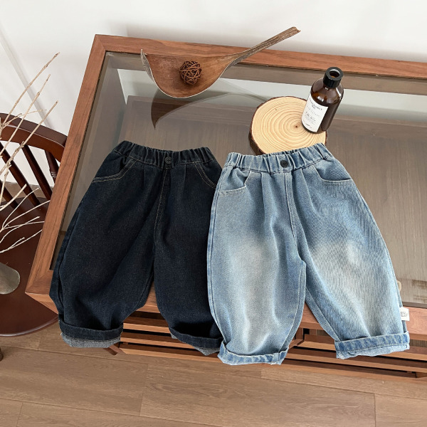 Solid color autumn trousers for boys