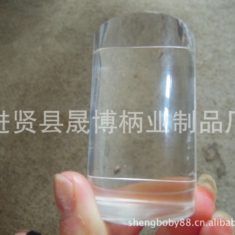 The manufacturer supplies acrylic transparent makeup brush handles…