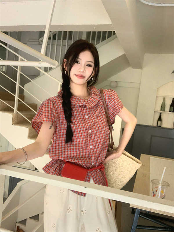 赤いチェック柄半袖シャツベビードールカラートップ婦人服夏シックな中空カジュアルパンツストレートパンツ 2 点セット|undefined
