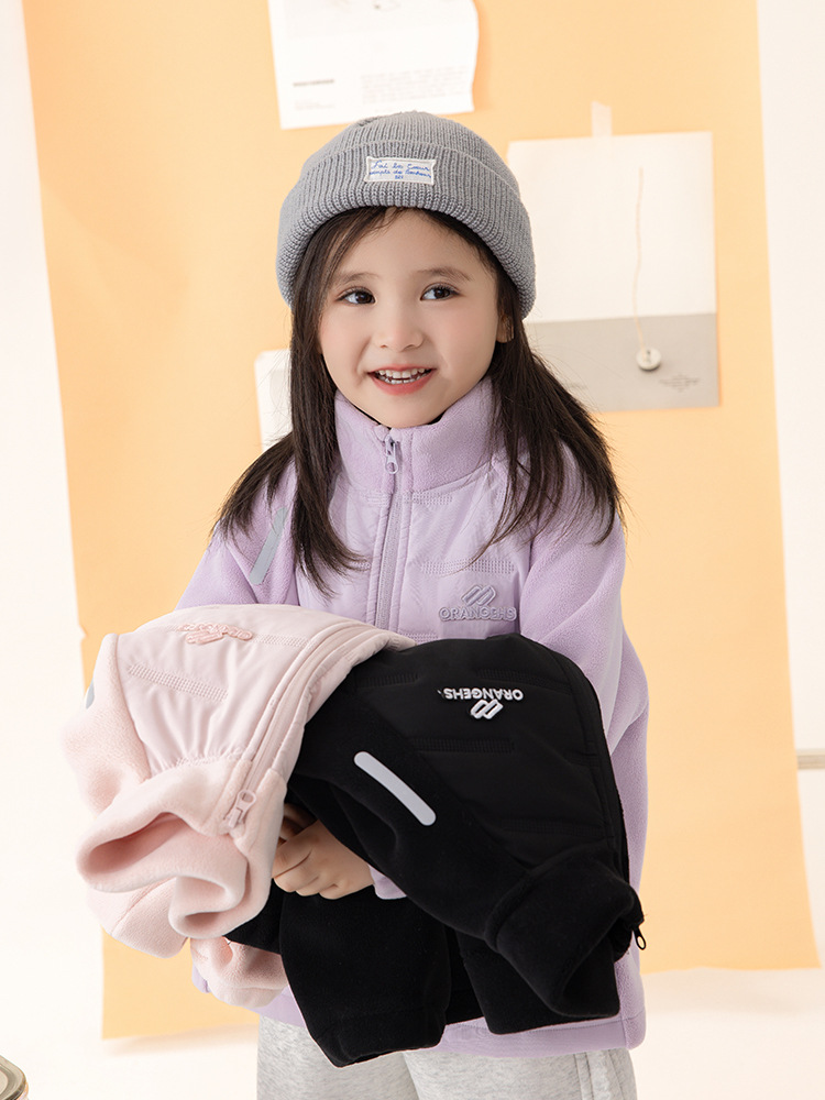 [Spot] Uniformes escolares artefactos niños cuatro en uno ropa de algodón en relieve simple chaqueta de terciopelo negro para niños y niñas
