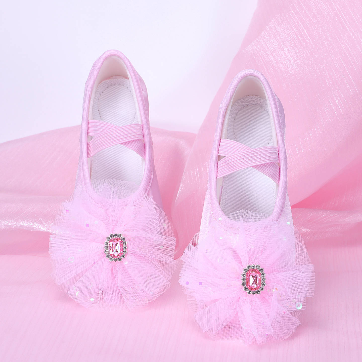 Satin Pink Kidsren's Dance Shoes for Girls with Big Flowers, Beautiful Dance Shoes, Cute Stage Performance Cat Claw Shoes 8054