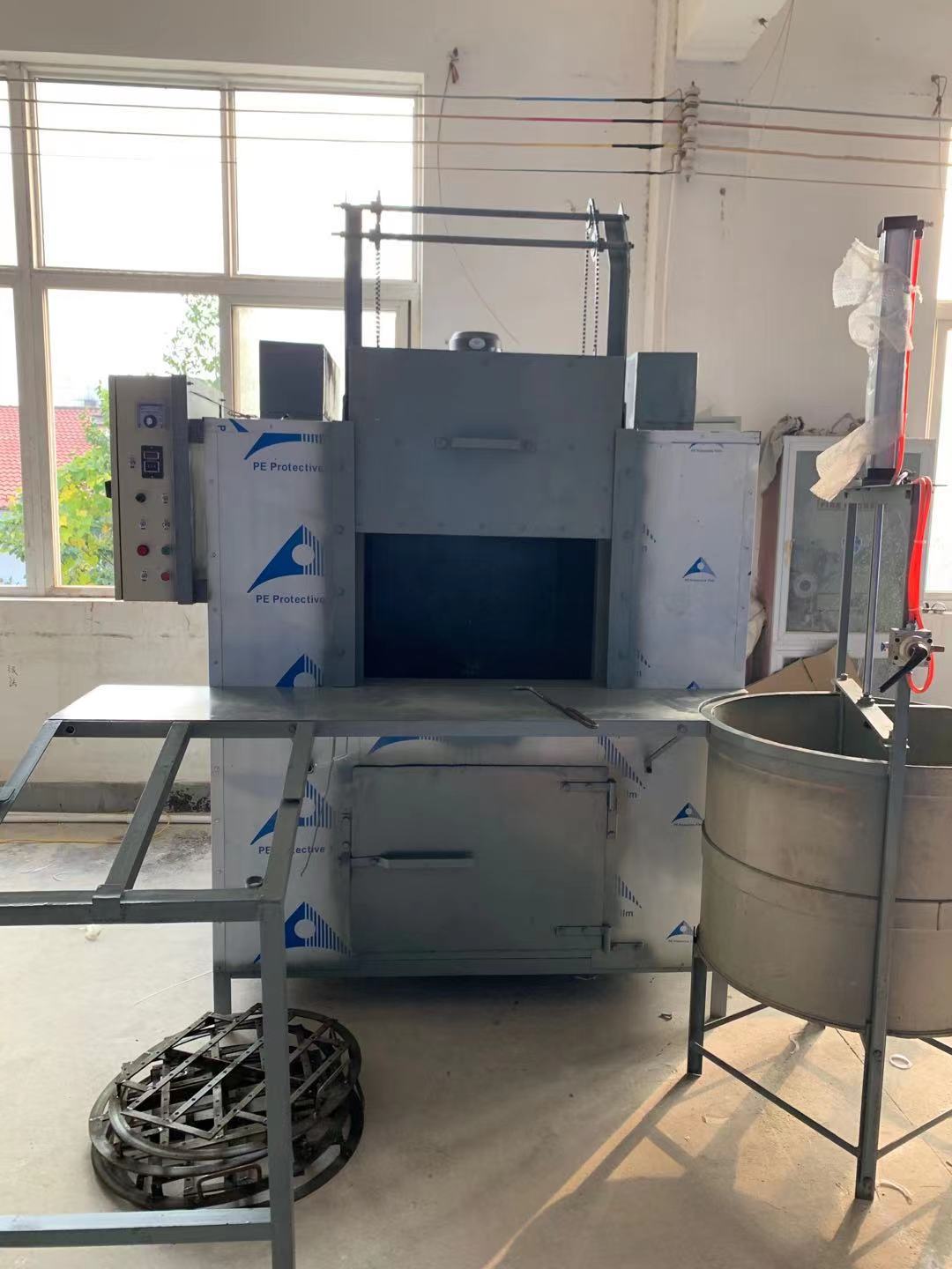 搪胶玩具设备  搪胶机