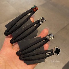 チェリーBBクリップ 四つ葉のクローバー 額前髪クリップ ワンラインサイドクリップ シュレッドヘアクリップ ヘアアクセサリー ヘアカード 女性用