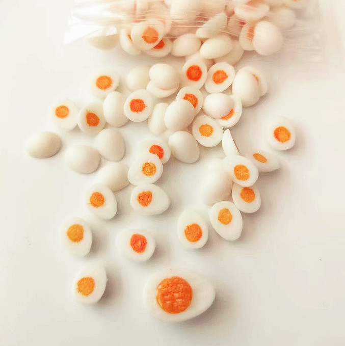 435