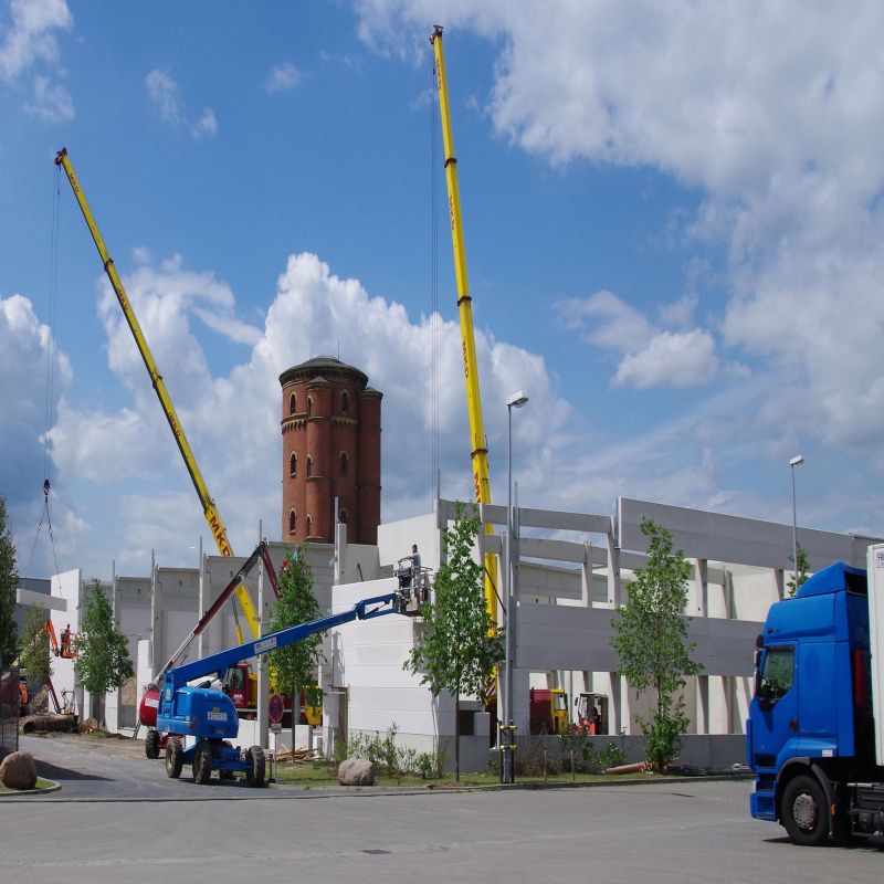 改性聚天冬氨酸酯聚脲防污涂料。行业销量增速逐月上行，持续。