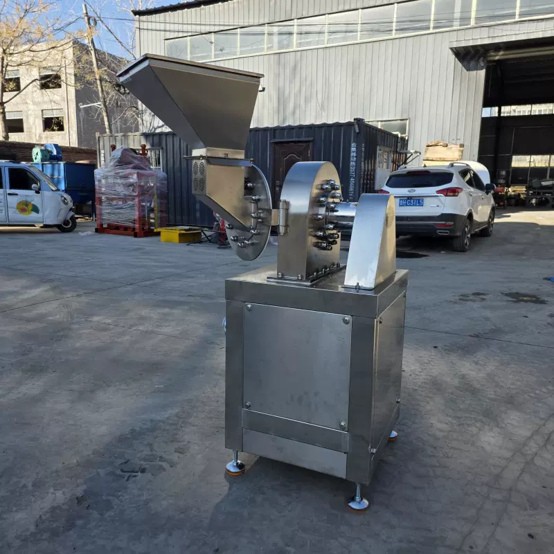 多功能粉碎机碎料机高效白糖大米磨粉机304不锈钢齿盘粉碎机