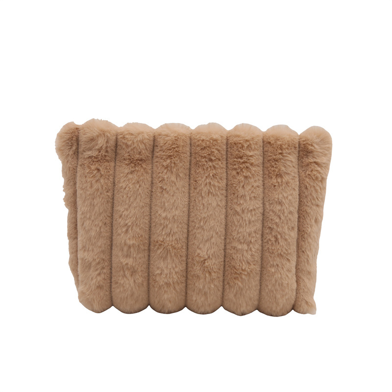 Bolso de mano de felpa de otoño e invierno de gran capacidad 2024 otoño e invierno nuevo estilo de moda y estilo extranjero bolso femenino de lana textura pequeño cuadrado