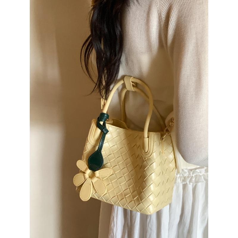 Summer fashionable woven one-shoulder bag