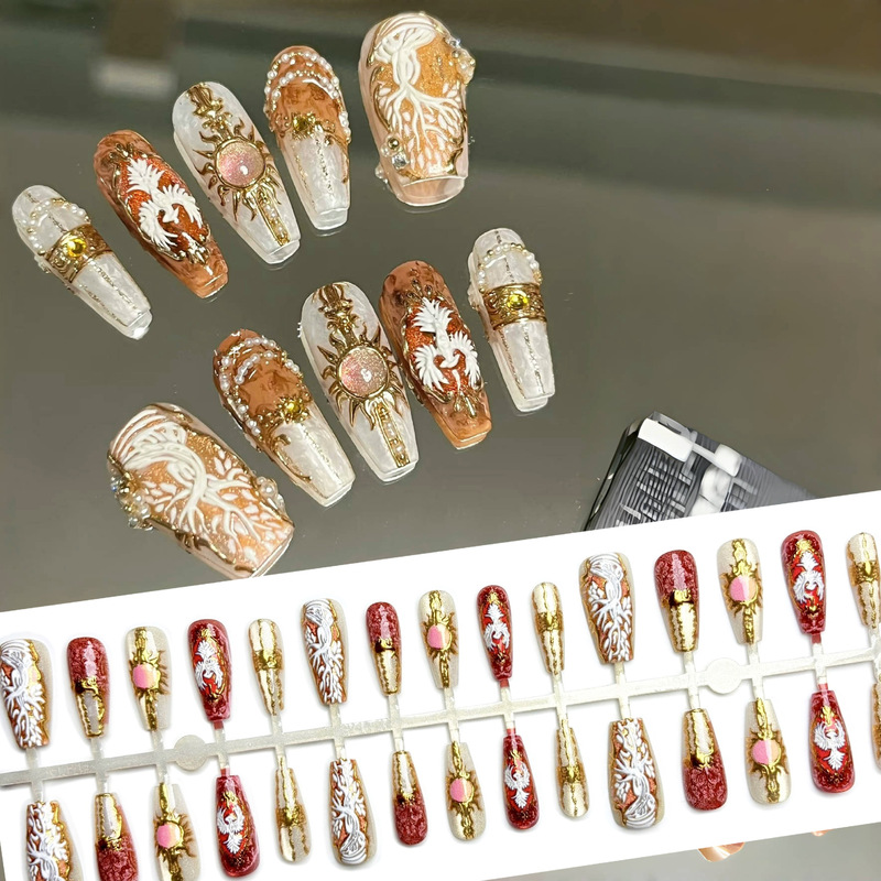 Medieval Relief Luxury Holy Spirit Art Retro Wearable Nails High-End Gorgeous Manicure Patches Baroque Palace Style