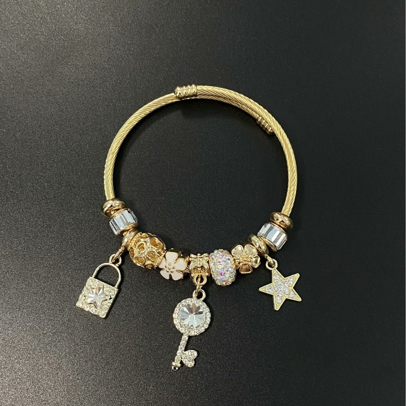 Panjia Dora New DIY Beaded Star Key Inlaid Diamond Pendant Versatile Adjustable Best Friend Bracelet Wholesale_voghion.com