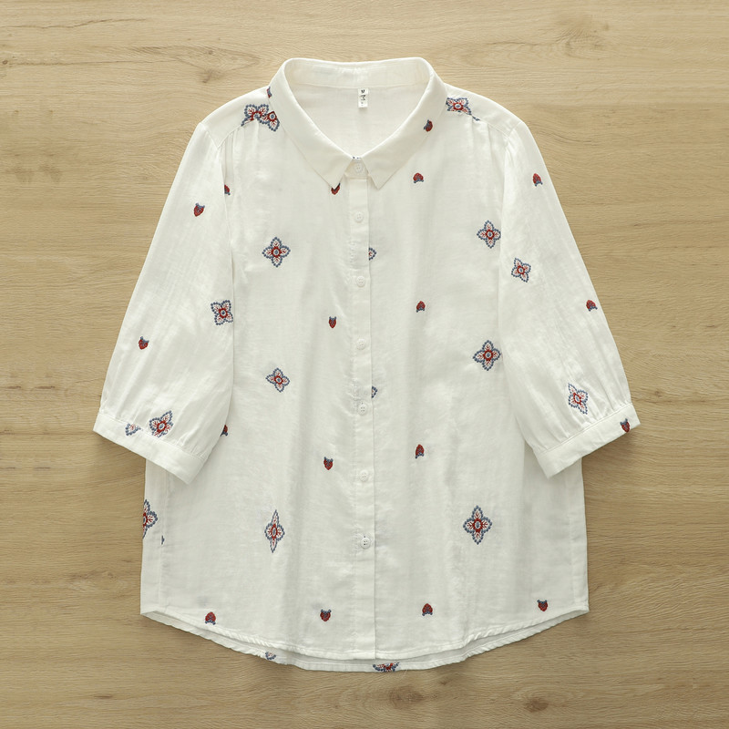 Summer New Style Cartoon Strawberry Embroidery Double-Layer Gauze Women's Top Short-Sleeved Shirt Cardigan Wholesale Trend Summer New Style Cartoon Strawberry Embroidery Double-Layer Gauze Women's Top Short-Sleeved Shirt Cardigan Wholesale Trend