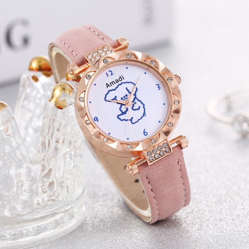 Orologio selezionato 2024 minimalista e carino piccolo orso, set di due pezzi di bracciali a stella per orologi da donna, pelle smerigliata per orologi al quarzo da donna_voghion.com