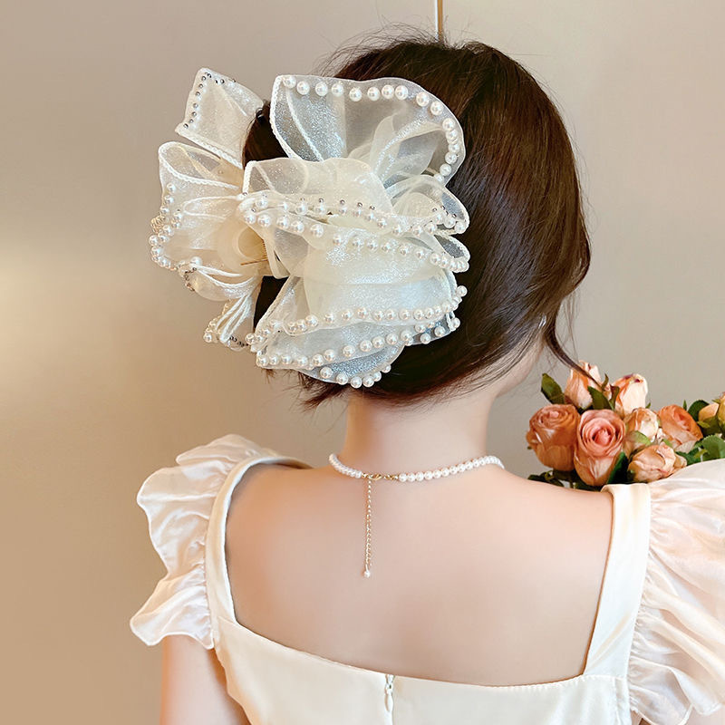 2026秋冬ミンクファー毛皮ヘアクリップ、高級感のある後頭部用大型シャーククリップ、ハート型キラキラ輝くダイヤモンド付き毛皮ヘアクリップ