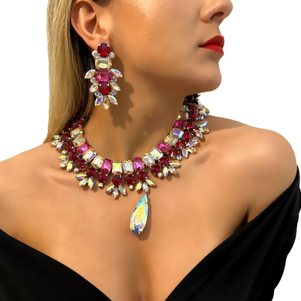 2024 nuevo traje de joyería exagerada hojas rhinestone COLLAR COLGANTE pendientes joyería para mujeres conjunto de joyas
